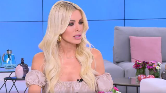 Βετο της Κατερινας Καινουργιου on air: &quot;Για ποιο λογο να παιξουμε ενα τετοιο θεμα; Να μην το παιξουμε&quot;