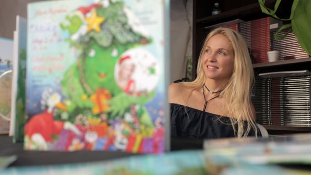 Μαρί Κυριακού: Τιμητική διάκριση στο διεθνές φεστιβάλ βιιβλίου στο Miami!