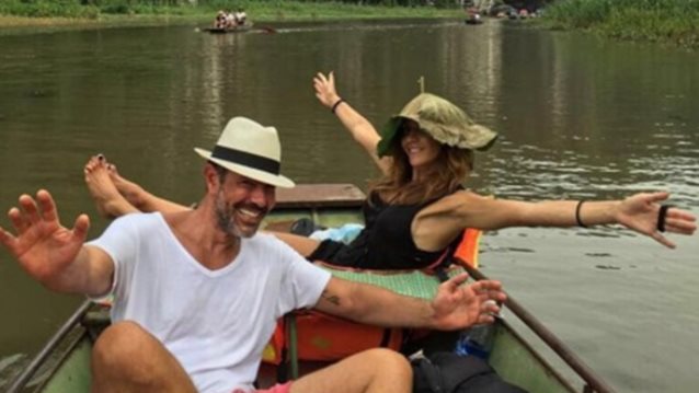 Ιωσήφ Μαρινάκης – Χρύσα Καλπάκη
: Διακοπές στο Βιετνάμ!