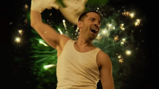 &quot;22&quot; | Ολόκληρο το νέο του album του Κωνσταντίνου Αργυρού διαθέσιμο τώρα και στο YouTube!