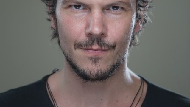 Ιωάννης Παπαζήσης: Ποζάρει μαζί με τον 1,5 έτους γιο του: Φωτογραφία