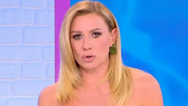 Αμηχανια στο &quot;Καλοκαιρι Παρεα&quot; - &quot;Τι ειναι αυτα τα πραγματα; Ποιος ρωταει κατι τετοιο;&quot;