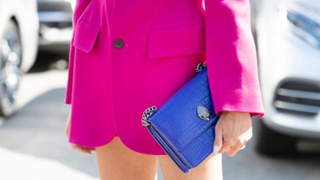 Μια ξεχωριστή τσάντα με λίστα αναμονής 1000 ατόμων: Και πολλές influencers ανάμεσα στους πιστούς της fans