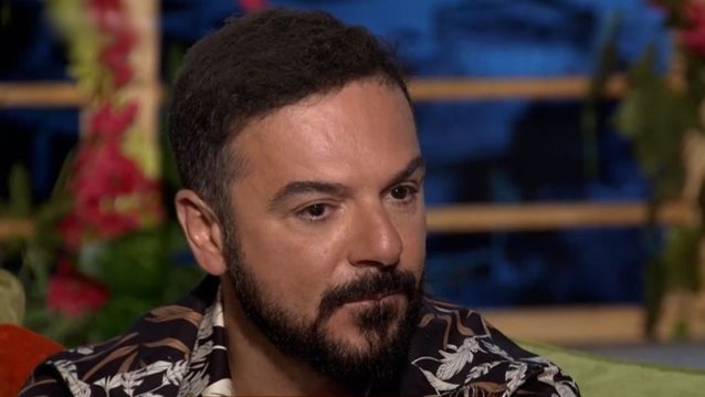 Ο Τριαντάφυλλος "καρφώνει" και πάλι τον Νίκο Μουτσινά: "Τελειώσαμε τώρα; Και αν θες τώρα κράξε στην εκπομπή σου και φιλάκια"