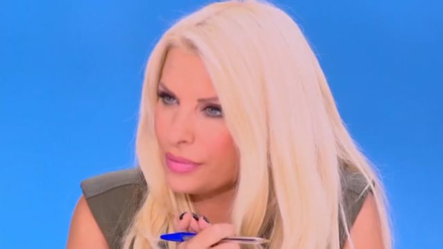 Η Ελένη Μενεγάκη για την επίθεση με μαχαίρι στην Κηφισιά: &quot;Ήταν εκεί απέναντι ο Μάκης, μόλις είχε φτάσει&quot;