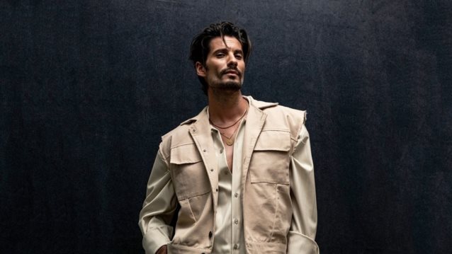 Γιώργος Καράβας: "Η μάνα μου όταν ήμουν έφηβος τράβηξε του Χριστού τα Πάθη. Πρέπει να την κάνω εικόνισμα"