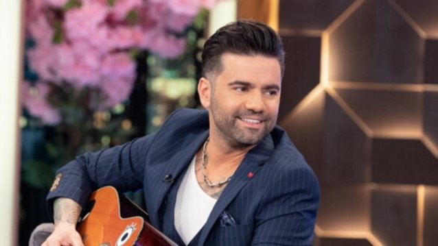 Θοδωρής Μαραντίνης | Η εντυπωσιακή φωτογραφία με τη Lady Gaga στο πλευρό του