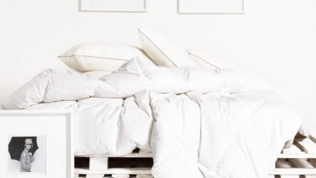 Cocooning τον Δεκέμβριο: Έξι ιδέες για να μετατρέψεις το σπίτι σου στο απόλυτο μέρος για χαλάρωση