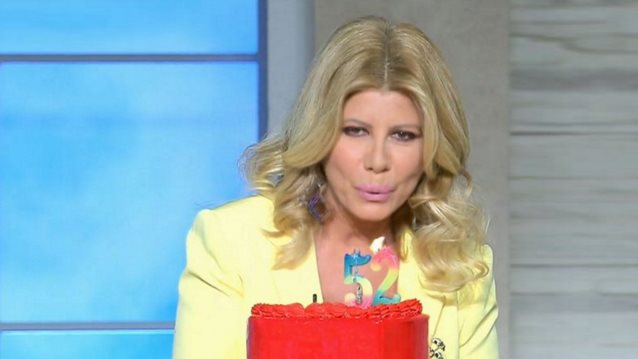 Γενέθλια για τη Ζήνα Κουτσελίνη on air!