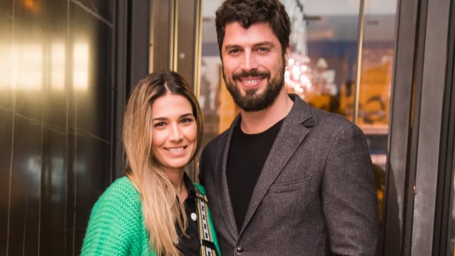 Γιώργης Λαμπαθάκης &amp; Χριστίνα Οικονόμου: Η σπάνια βραδινή έξοδος του ζευγαριού | Δείτε φωτογραφίες