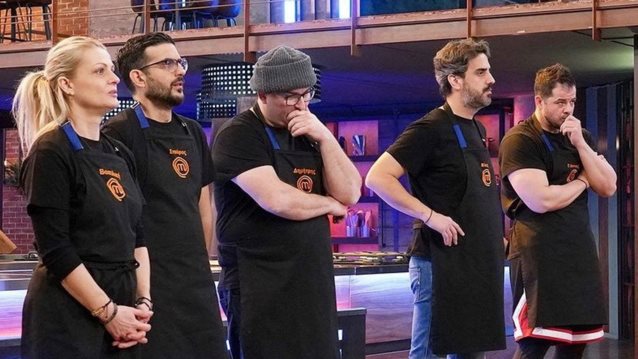 MasterChef | Αυτός ο παίκτης αποχώρησε από τον διαγωνισμό: &quot;Η Ελισάβετ τον έκαψε με την ψήφο της&quot;