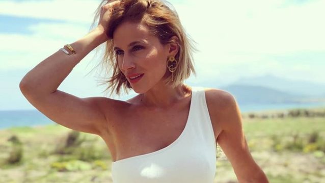 Νάντια Μπουλέ: Η νέα φωτογραφία με μπικίνι που τρέλανε τους followers της