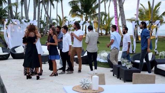 Survivor: Όσα έγιναν στο πάρτι της ένωσης: Διάσημοι και Μαχητές για πρώτη φορά διασκεδάζουν και τραγουδούν μαζί!