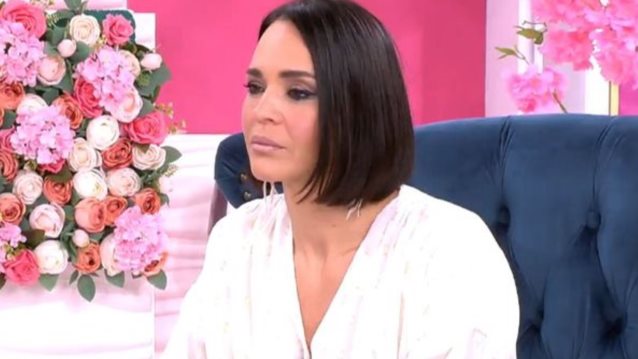 Νικολέττα Καρρά: &quot;Γιατί να μην μπορώ να δω το &quot;50-50&quot;; Δεν είχαν ακουστεί τότε τόσο χοντρά πράγματα για τον Πέτρο Φιλιππίδη&quot;