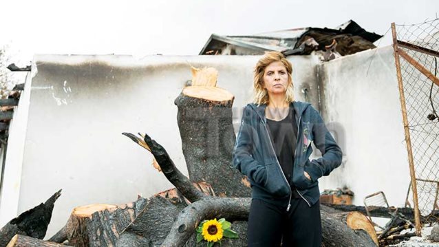 Νίκη Μπούφη Βίσση: Η οργισμένη αντίδραση κατά Ψινάκη: «Είναι εκτός τόπου και χρόνου. Ζω ακόμα στο υπόγειο του σπιτιού που κάηκε»