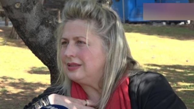 Η Σάντρα Βουτσά αποκαλύπτει: "Πήρα τελεσίγραφο ότι "οι πίνακες είναι δικοί μου και δεν τους δίνω". Αυτό με έχει εξοργίσει"