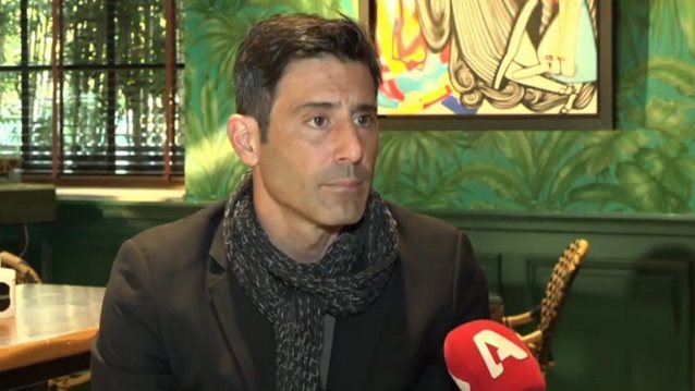 Ο Λευτέρης Ελευθερίου αποκαλύπτει το παρασκήνιο της συνεργασίας του με τον Πέτρο Φιλιππίδη: &quot;Δεν άντεχα τις φωνές&quot;