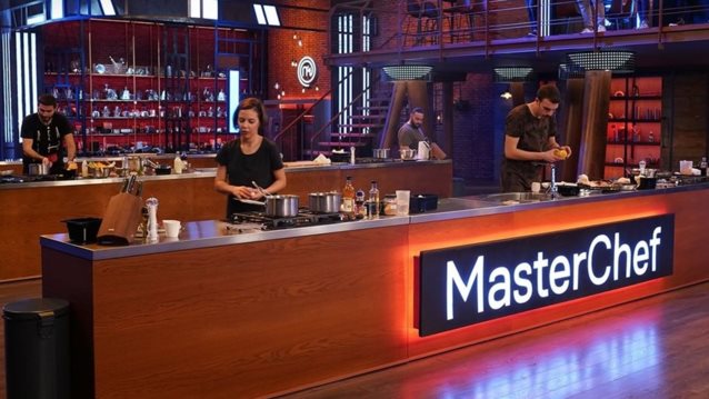 MasterChef | Οι μονομαχίες για πέντε ποδιές μόλις ξεκίνησαν