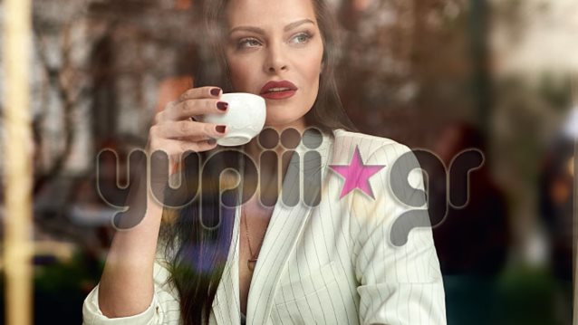 Η Υβόννη Μπόσνιακ Στο Celebrity: Η εντυπωσιακή φωτογράφιση, η εξομολόγηση για την κόρη της και ο γάμος με τον Αντώνη Ρέμο