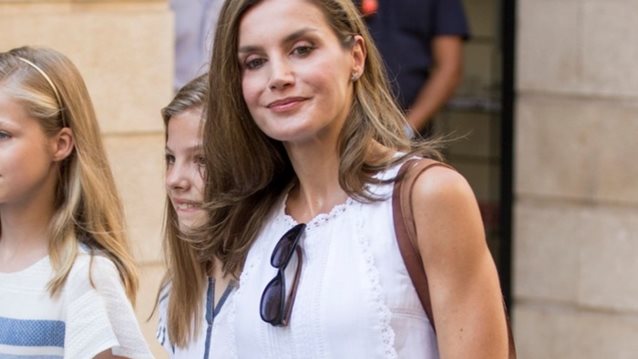 Βασίλισσα Letizia της Ισπανίας: Διδάσκει στυλ στις διακοπές της
