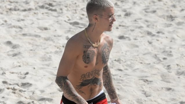 Hollywood Report
: Η καθημερινότητα των σταρ σε φωτογραφίες
