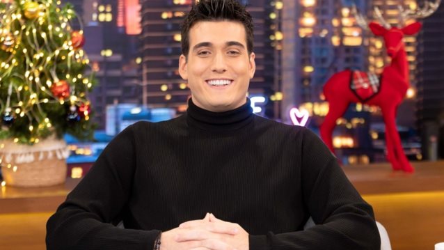 Γιώργος Κακοσαίος: Ήρθε ο πατέρας μου από τη Θεσσαλονίκη και μου είπε: &quot;Θέλει ο Βασίλης Καρράς να κάνετε ένα ντουέτο&quot;