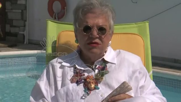 Η Τένια Μακρή μιλά για την απόφαση να αφήσει την Αθήνα &amp; το πώς διαχειρίστηκε την απώλεια του συζύγου της και τη μάχη της με τον καρκίνο