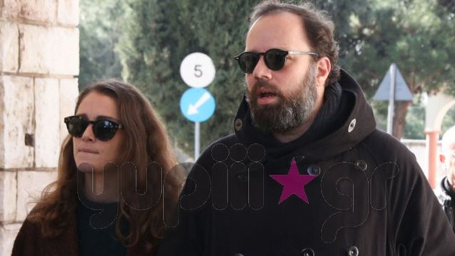 Γιώργος Λάνθιμος: Το «τελευταίο αντίο» στον μπαμπά του! Όλες οι φωτογραφίες