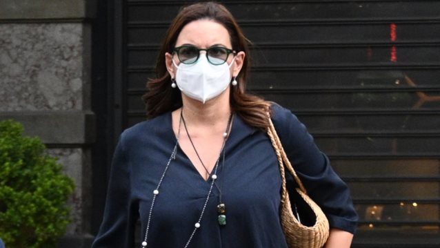 Η Όλγα Κεφαλογιάννη σε σπάνια paparazzi στιγμιότυπα με φουσκωμένη κοιλίτσα κατά τη διάρκεια της εγκυμοσύνης της