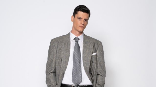 Ψυχοκόρες | Ποιος είναι ο γοητευτικός απατεώνας Τάσος Μέρμηγκας;