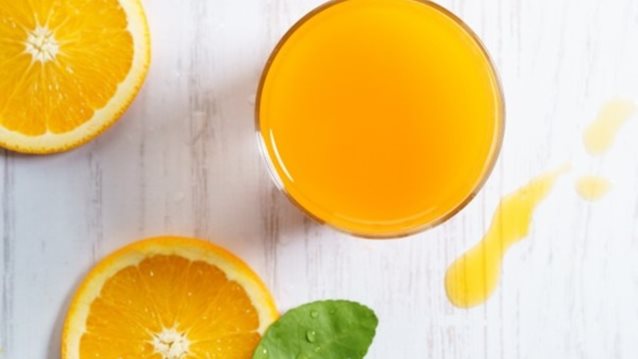 Κάνει να πίνω χυμό πορτοκάλι το βράδυ;: Πότε πρέπει να πιεις τον χυμό για να απορροφήσεις καλύτερα τα συστατικά 
