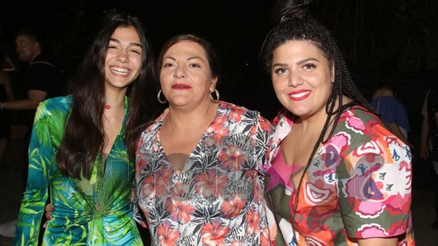 Διάσημες Εμφανίσεις: Ποιοι βρέθηκαν στη «Μαρία Πενταγιώτισσα» στο Κηποθέατρο Παπάγου; Όλες οι φωτογραφίες