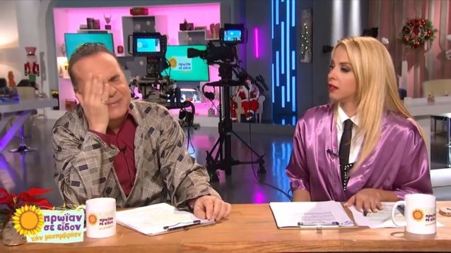 Ρόμπες | Φώτης Σεργουλόπουλος &amp; Τζένη Μελιτά σε ατάκες όλο νόημα για τους παρουσιαστές της ελληνικής τηλεόρασης