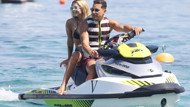 Josephine - Βασίλης Μιχαήλ: Διακοπές μαζί στη Μύκονο: Φωτογραφίες