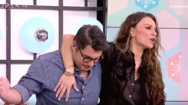 "Survivor" | O Λάμπρος Κωνσταντάρας φεύγει για Άγιο Δομίνικο - Πώς τον αποχαιρέτησε η Ελένη Τσολάκη;