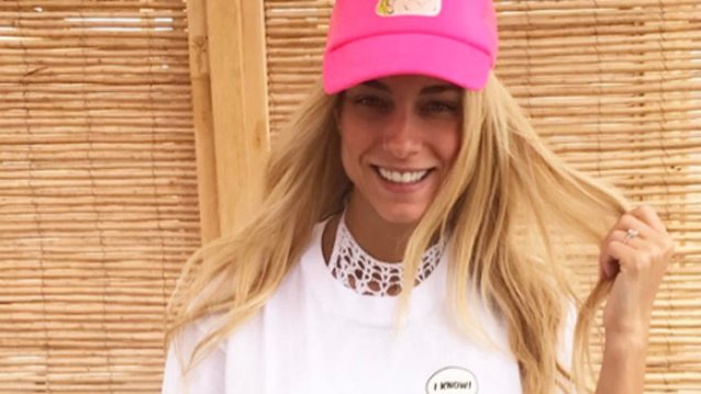 Δούκισσα Νομικού: Η εντυπωσιακή φωτογραφία με το νυφικό &amp; το δημόσιο «ευχαριστώ»