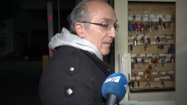 Ο Γιάννης Νταλιάνης στην πρώτη του αντίδραση μετά την αντικατάσταση του Λεωνίδα Κακούρη στην παράσταση &quot;Βασιλιάς Ληρ&quot;