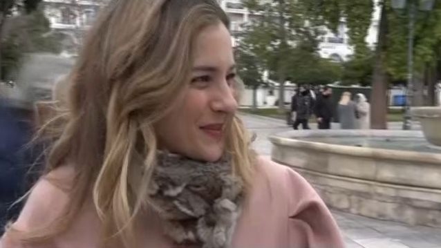 Η Νατάσσα Μποφίλιου απαντά στα αρνητικά σχόλια, αλλά ο Βαγγέλης Περρής την τελειώνει: &quot;Ήταν είκοσι άτομα μπροστά κι άλλοι έξι στο βάθος&quot;