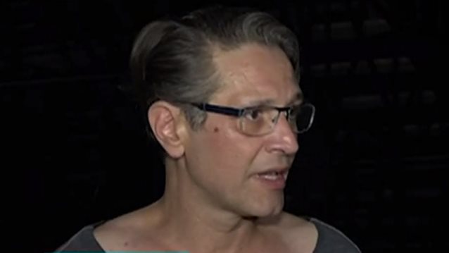 Ο Αιμίλιος Χειλάκης απαντά για τις δηλώσεις για τον Δημήτρη Λιγνάδη που προκάλεσαν αντιδράσεις