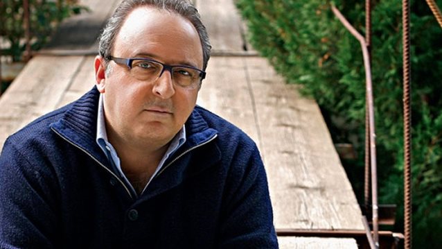 Επιθέσεις με γκαζάκια στα σπίτια του δημοσιογράφου Δημήτρη Καμπουράκη και του προέδρου των ειδικών φρουρών [βίντεο]