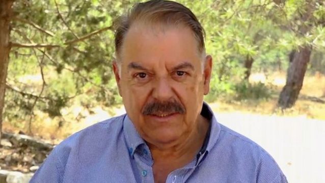 Χάρης Σώζος: &quot;Ο Μιχάλης Ρέππας και ο Θανάσης Παπαθανασίου με είδαν σε κάτι φυλλάδια και μου έκαναν πρόταση να συνεργαστούμε&quot;