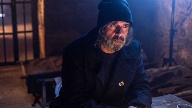 Ο Λεωνίδας Κακούρης &quot;εισβάλλει&quot; στο Grand Hotel