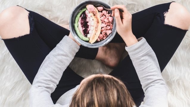 Πώς θα τρώω υγιεινά;: Έτσι θα κάνεις καλύτερες επιλογές στη διατροφή σου
