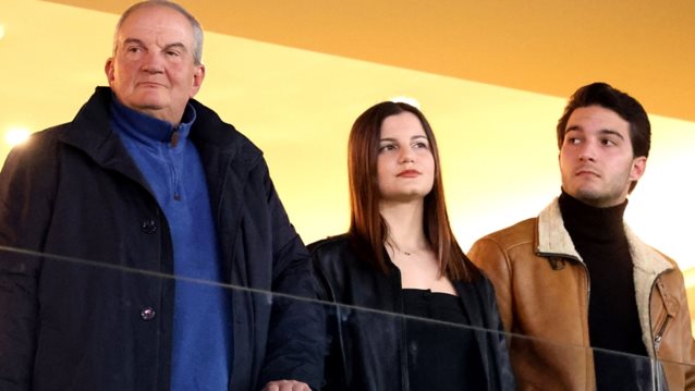 Η σπάνια εμφάνιση του Κώστα Καραμανλή μαζί με τα παιδιά του