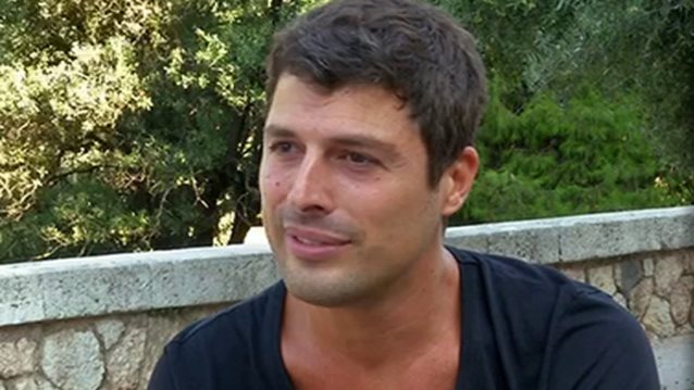 Γιώργης Λαμπαθάκης: Η σπάνια τηλεοπτική εμφάνιση και η αναφορά στη Σίσσυ Φειδά: «Δεν έχουμε επαφές»