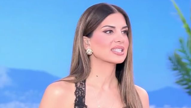 Σταματίνα Τσιμτσιλή: "Αν τα παιδιά πήγαιναν πρώτα να αγκαλιάσουν τον Θέμη, σκεφτόμουν ότι δεν ήμουν η πρώτη επιλογή"