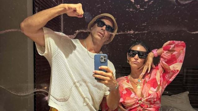 H Αθηνά Οικονομάκου απαθανατίζει τον Bruno Cerella να κολυμπά δίπλα σε σαλάχια και καρχαρίες: &quot;Θα καλέσω την αστυνομία!&quot;