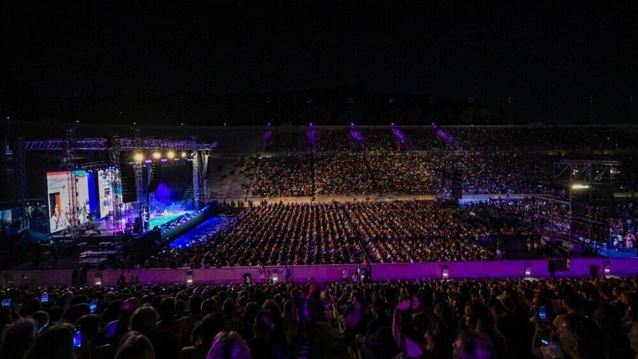 Βίντεο από τη μεγαλειώδη συναυλία στο Καλλιμάρμαρο για τον Στέλιο Καζαντζίδη με 30.000 θεατές