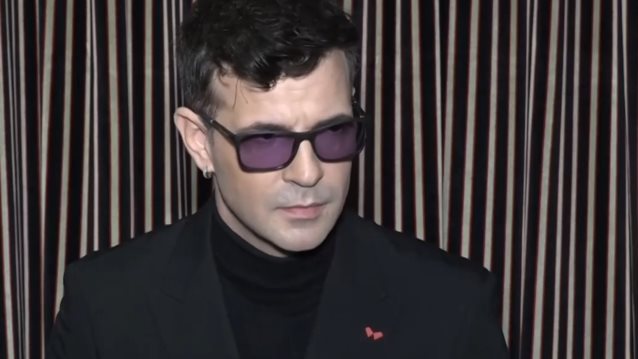 Νίνο: &quot;Η αληθινή αγάπη δε σε βάζει να κυνηγάς... Να μην παραμυθιάζεστε από τις ταινίες&quot;