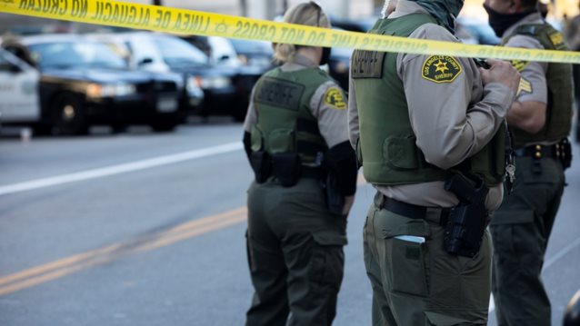 Νέο μακελειό στις ΗΠΑ: Τρεις νεκροί από πυρά στον χώρο στάθμευσης εκκλησίας στην Αιοβα - Αυτοκτόνησε ο δράστης